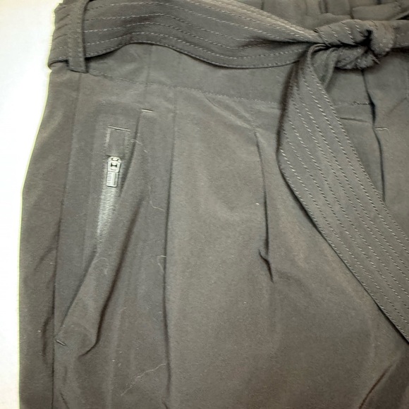 Athleta Skyline Pant ll Black High Rise Paper Bag Waist Attached Tie Belt Size 2 - Picture 4 of 9